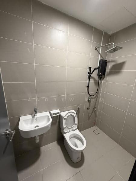 Semi-Detached House for Sale in Canary Garden (Klang) - Andrew Lim - Bathroom - PropertyGuru.com.my