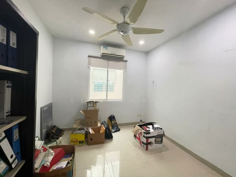 Tiara Puteri untuk Untuk Dijual - RM 980,000, Mac 2026 - Bedroom - PropertyGuru.com.my