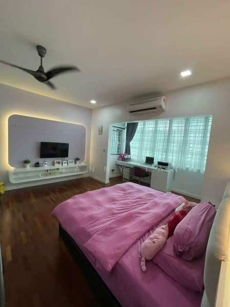 3-storey Terraced House for Sale in Bandar Sungai Long (Selangor) - Shanny Tan - Bedroom - PropertyGuru.com.my