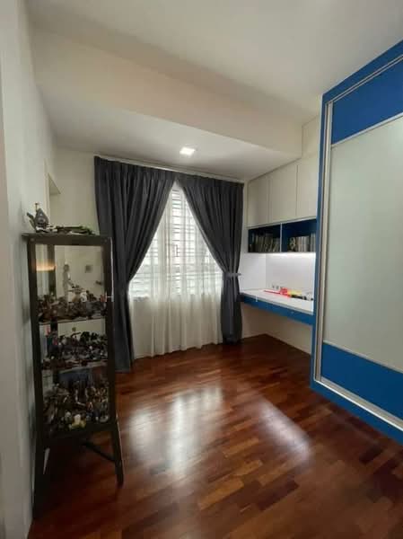 3-storey Terraced House for Sale in Bandar Sungai Long (Selangor) - Shanny Tan - Study - PropertyGuru.com.my