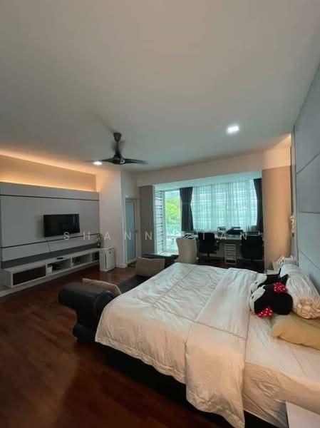 3-storey Terraced House for Sale in Bandar Sungai Long (Selangor) - Shanny Tan - Bedroom - PropertyGuru.com.my
