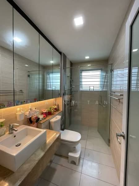 3-storey Terraced House for Sale in Bandar Sungai Long (Selangor) - Shanny Tan - Bathroom - PropertyGuru.com.my