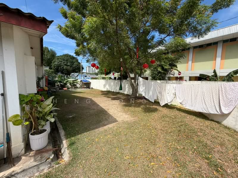 1-storey Terraced House for Sale in Setapak (Kuala Lumpur) - Zheng Hong Tan - Garden - PropertyGuru.com.my