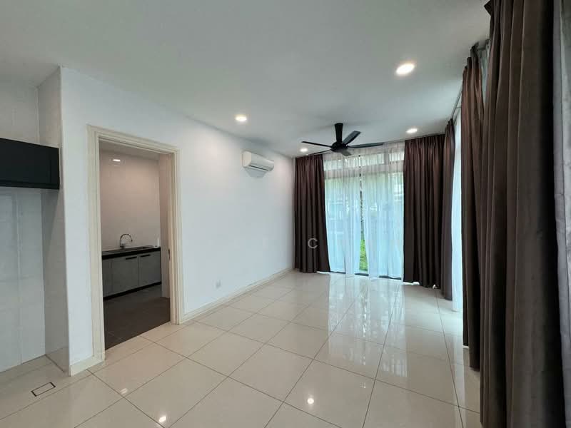 Semi-Detached House for Sale in Cyberjaya (Selangor) - Joyce Chan - Living Room - PropertyGuru.com.my