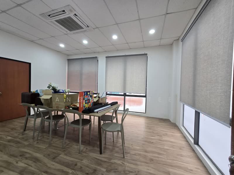 Shop / Office for Rent in Petaling Jaya (Selangor) - Angeline Tee - Interior - PropertyGuru.com.my