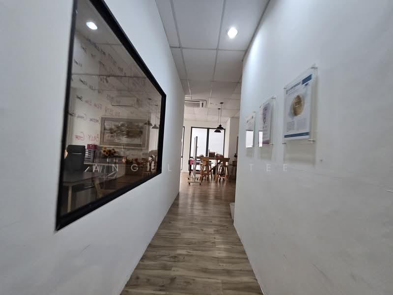 Shop / Office for Rent in Petaling Jaya (Selangor) - Angeline Tee - Corridor - PropertyGuru.com.my