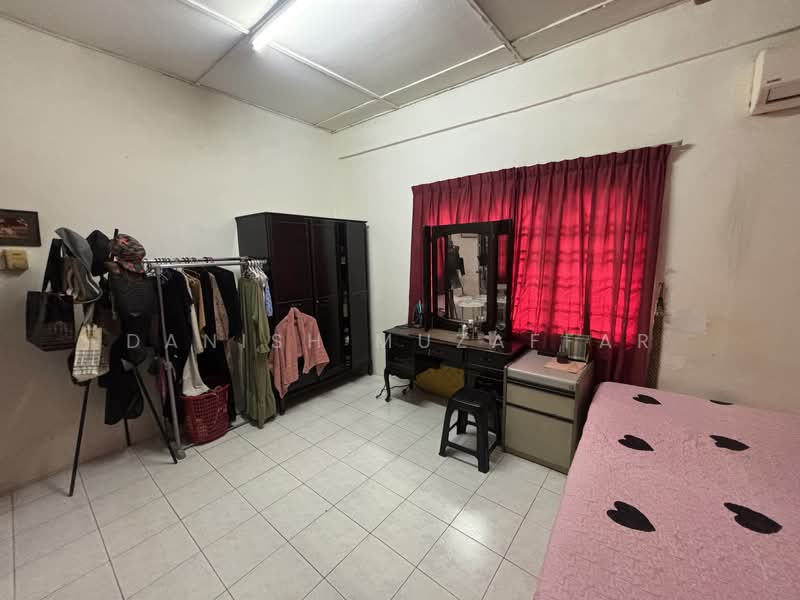 2-storey Terraced House for Sale in Taman Tun Teja (Rawang) - Danish Muzaffar - Bedroom - PropertyGuru.com.my