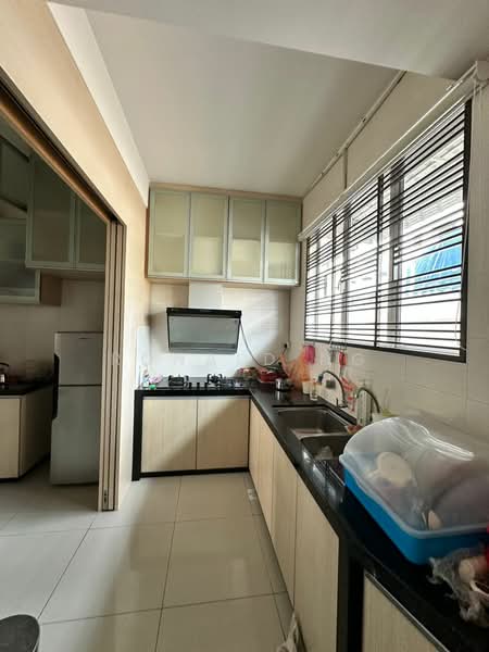 hilir paya terubong untuk Untuk Dijual - RM 1,250,000, Mac 2026 - Kitchen - PropertyGuru.com.my
