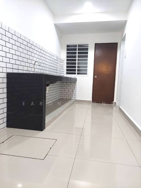2-storey Terraced House for Rent in Kajang (Selangor) - Earon Chong - Kitchen - PropertyGuru.com.my