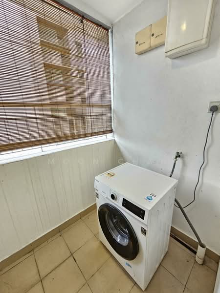 Solaris Dutamas untuk Untuk Dijual - RM 780,000, Mac 2026 - Balcony - PropertyGuru.com.my