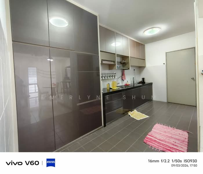 2-storey Terraced House for Sale in Taman Putra Prima (Puchong) - Emerlyne Shum - Kitchen - PropertyGuru.com.my