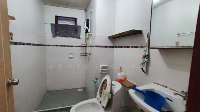 Seri Mutiara Apartment untuk Untuk Disewa - RM 1,500 /bulan, Mac 2026 - Bathroom - PropertyGuru.com.my
