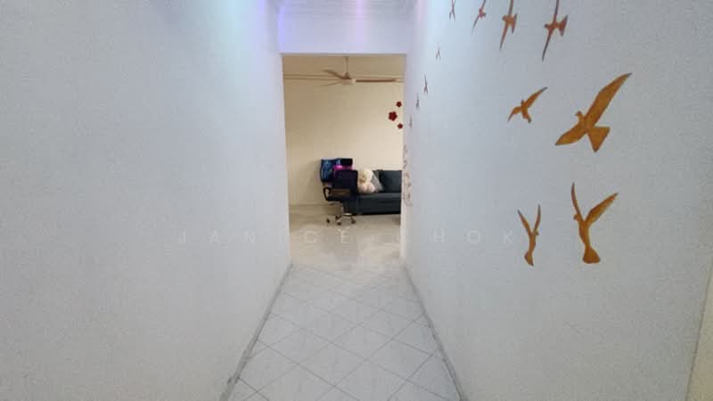 Seri Mutiara Apartment untuk Untuk Disewa - RM 1,500 /bulan, Mac 2026 - Corridor - PropertyGuru.com.my