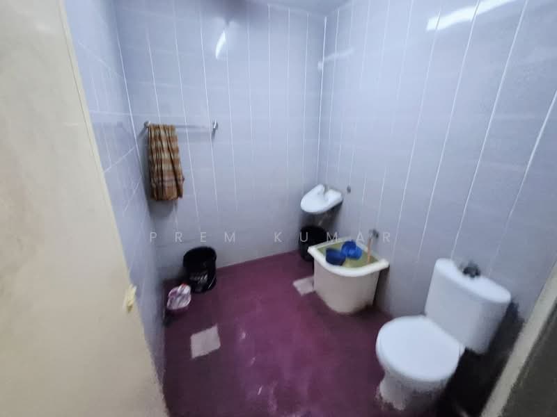 1-storey Terraced House for Sale in Bangsar (Kuala Lumpur) - Prem Kumar - Bathroom - PropertyGuru.com.my