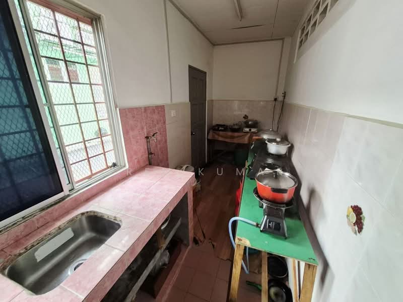 1-storey Terraced House for Sale in Bangsar (Kuala Lumpur) - Prem Kumar - Kitchen - PropertyGuru.com.my