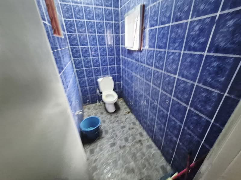 1-storey Terraced House for Sale in Bangsar (Kuala Lumpur) - Prem Kumar - Bathroom - PropertyGuru.com.my