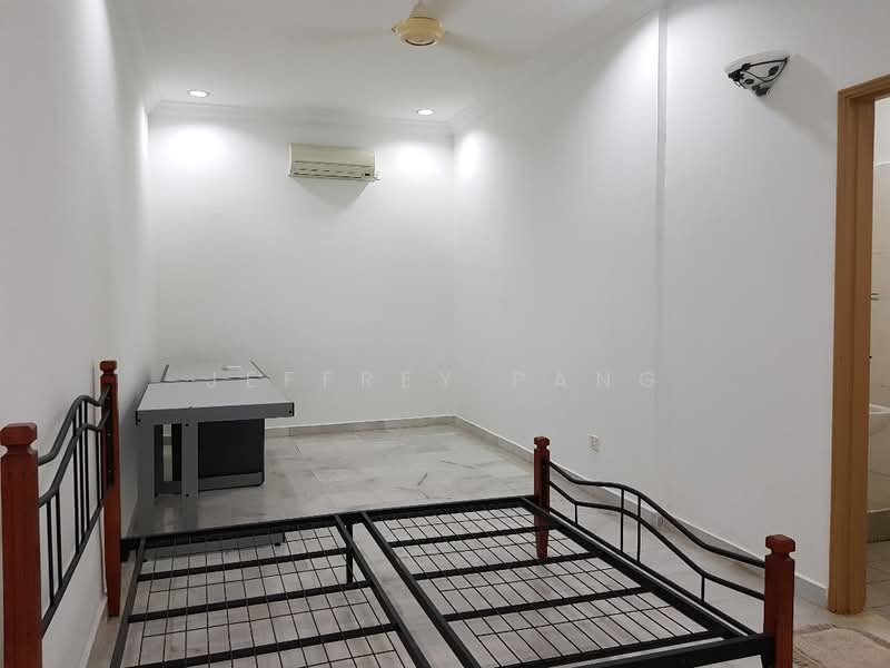 2-storey Terraced House for Sale in Taman Bukit Segar (Cheras) - Jeffrey Pang - Bedroom - PropertyGuru.com.my