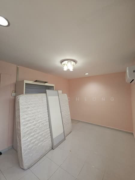 Bandar Baru Permas Jaya untuk Untuk Disewa - RM 1,600 /bulan, Mac 2026 - Bedroom - PropertyGuru.com.my