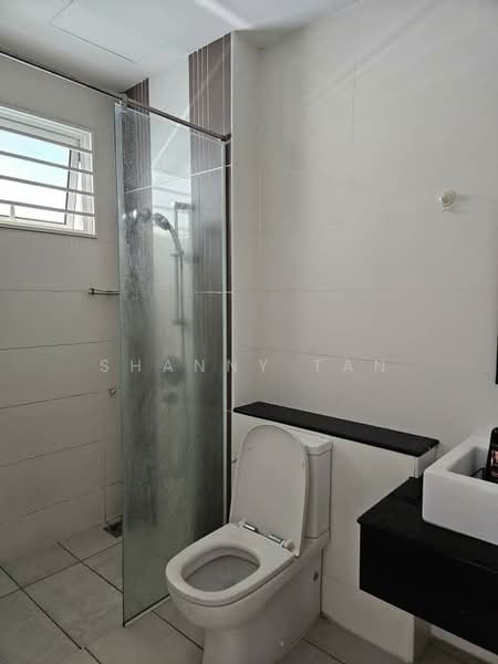 Taman Taming Indah 2 untuk Untuk Dijual - RM 1,400,000, Mac 2026 - Bathroom - PropertyGuru.com.my