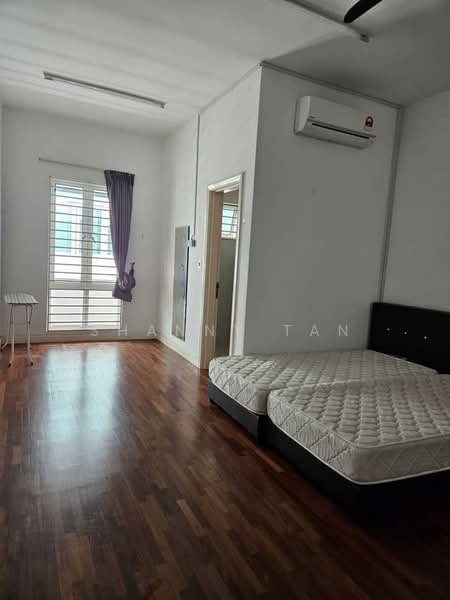 Taman Taming Indah 2 untuk Untuk Dijual - RM 1,400,000, Mac 2026 - Bedroom - PropertyGuru.com.my