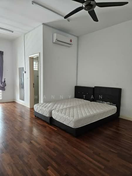 Taman Taming Indah 2 untuk Untuk Dijual - RM 1,400,000, Mac 2026 - Bedroom - PropertyGuru.com.my