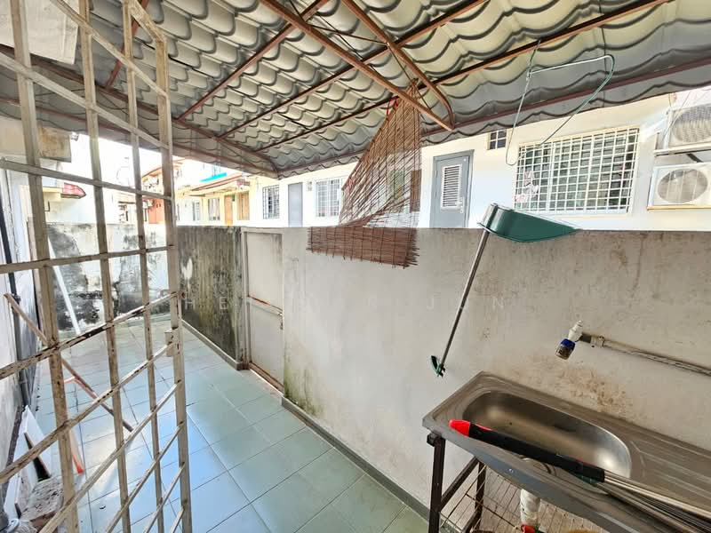 Rumah Teres untuk Dijual di Taman Seri Taming (Cheras) - Hei Kar Jun - PropertyGuru.com.my