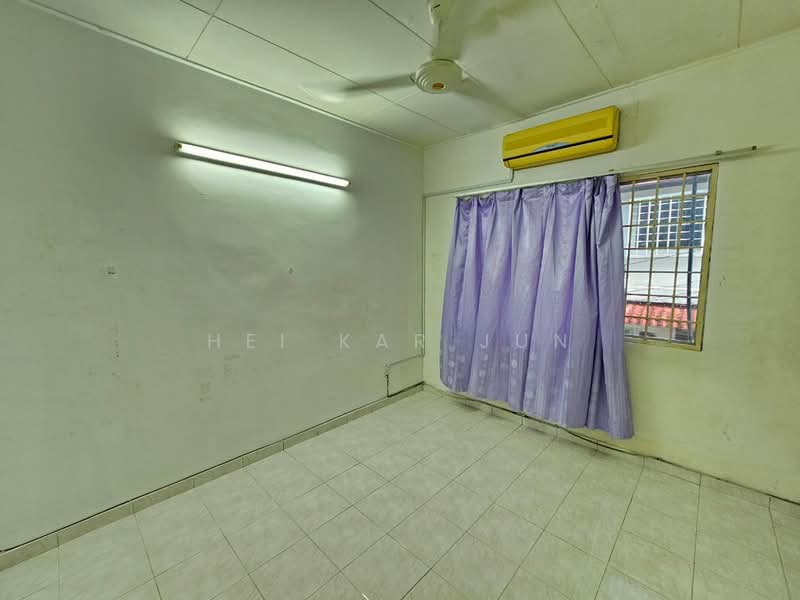 Rumah Teres untuk Dijual di Taman Seri Taming (Cheras) - Hei Kar Jun - Interior - PropertyGuru.com.my