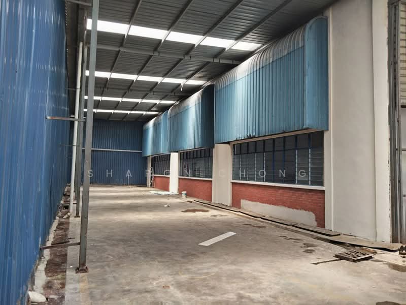 Kempas @ Taman Perindustrian Maju Jaya (1.5 Storey Semi D Factory) untuk Untuk Disewa - RM 15,000 /bulan, Mac 2026 - Exterior - PropertyGuru.com.my
