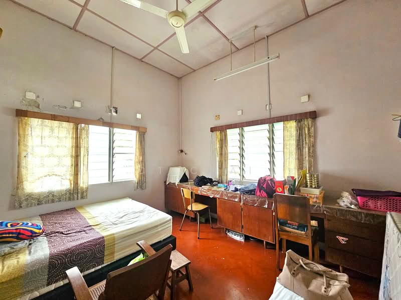 Semi-Detached House for Sale in Taman Ayer Rajah (Pulau Tikus) - CT CHAI - Bedroom - PropertyGuru.com.my