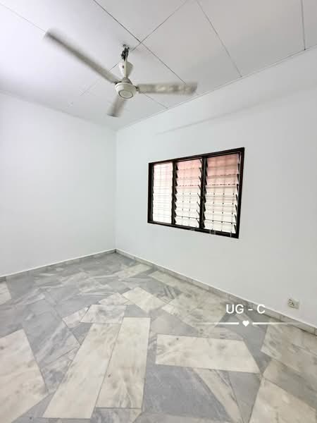 1.5-storey Terraced House for Sale in Bukit Raja (Selangor) - Calvin Chia - Interior - PropertyGuru.com.my