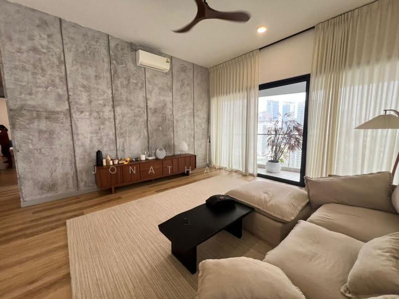Kondominium untuk Dijual di Setia Sky Seputeh - Jonathan Lai - Living Room - PropertyGuru.com.my