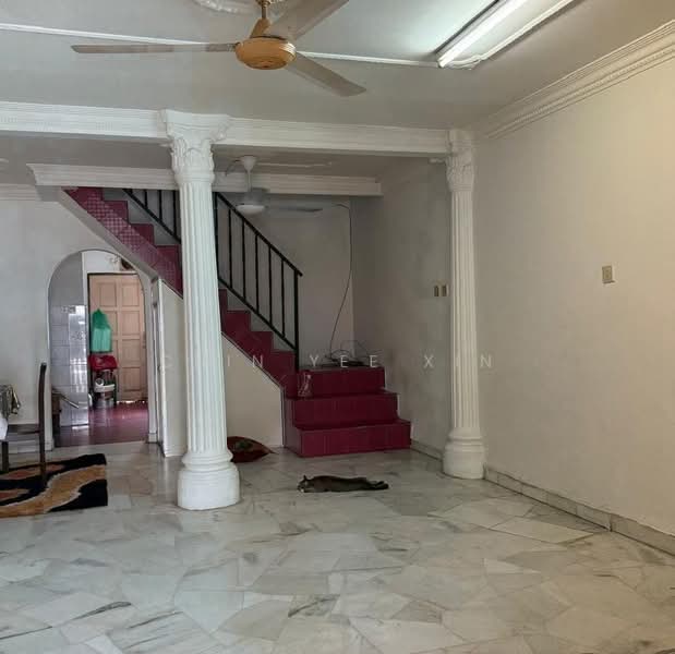 SEKSYEN U19 SHAH ALAM , JALAN KEPUK untuk Untuk Disewa - RM 1,500 /bulan, Mac 2026 - Living Room - PropertyGuru.com.my