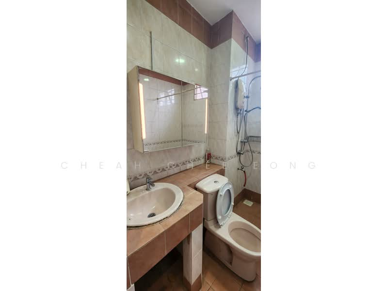 Ara Damansara Double Storey Corner House untuk Untuk Disewa - RM 3,800 /bulan, Mac 2026 - Bathroom - PropertyGuru.com.my