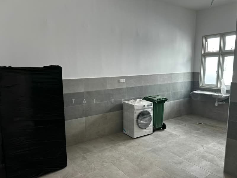 2-storey Terraced House for Sale in Melaka City (Melaka) - Tai Eefan - Kitchen - PropertyGuru.com.my