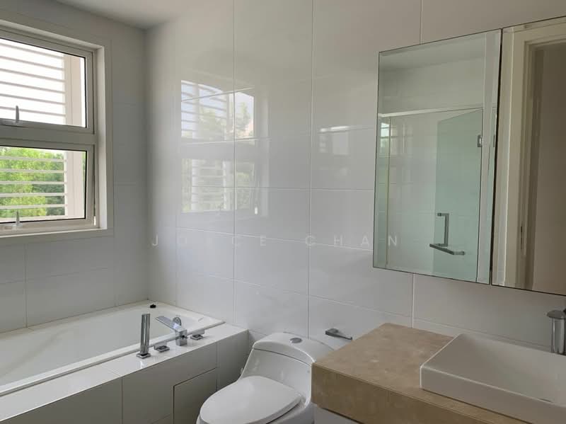 2.5-storey Terraced House for Sale in Seri Kembangan (Selangor) - Joyce Chan - Bathroom - PropertyGuru.com.my