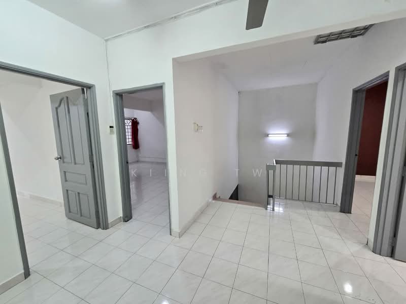 Rumah Teres 2 Tingkat untuk Dijual di Taman Sri Bintang (Kepong) - Kiing TW - Interior - PropertyGuru.com.my