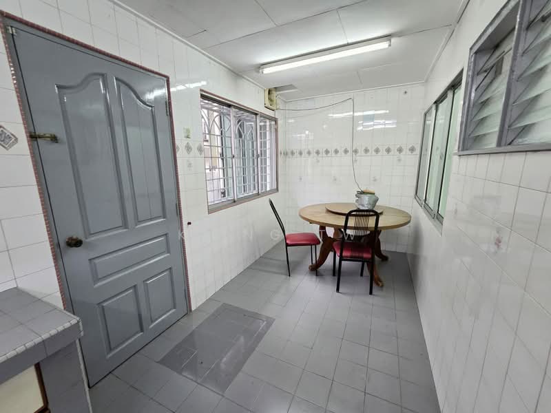 Rumah Teres 2 Tingkat untuk Dijual di Taman Sri Bintang (Kepong) - Kiing TW - Dining Room - PropertyGuru.com.my