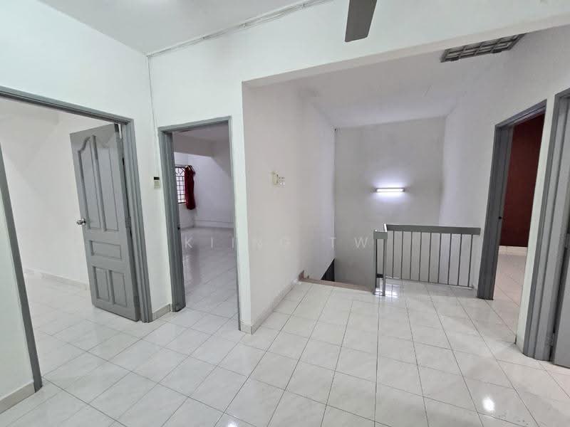 Rumah Teres 2-Tingkat untuk Dijual di Taman Sri Bintang (Kepong) - Kiing TW - Interior - PropertyGuru.com.my