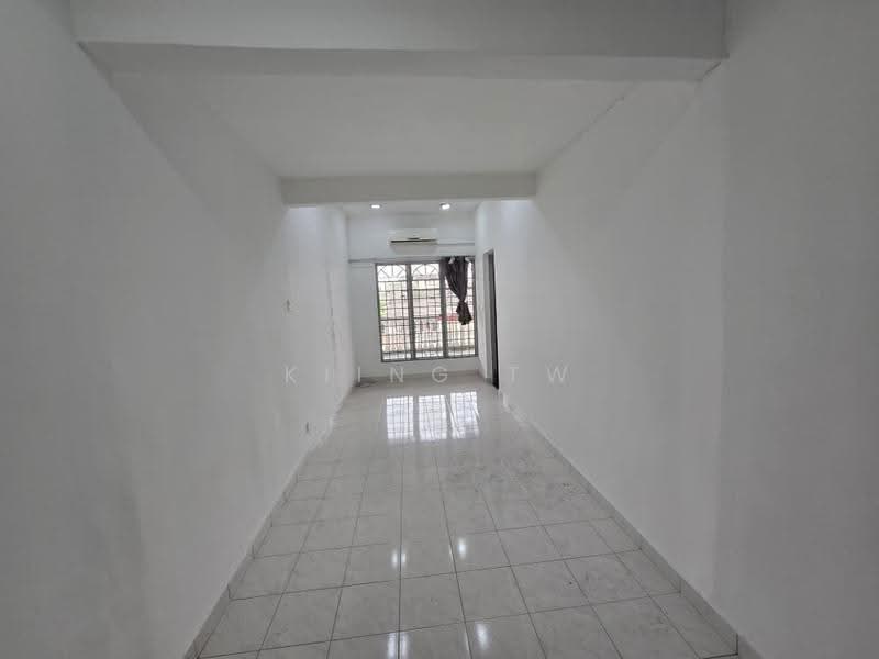 Rumah Teres 2-Tingkat untuk Dijual di Taman Sri Bintang (Kepong) - Kiing TW - Interior - PropertyGuru.com.my