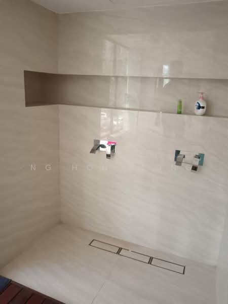 Shop / Office for Rent in Taman Tun Dr Ismail (Kuala Lumpur) - Ng Hon Keong - Bathroom - PropertyGuru.com.my