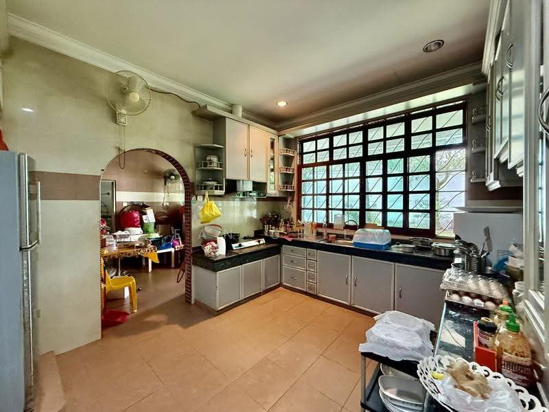 Bungalow House for Sale in Kota Damansara (Selangor) - Jean Chiew - Kitchen - PropertyGuru.com.my