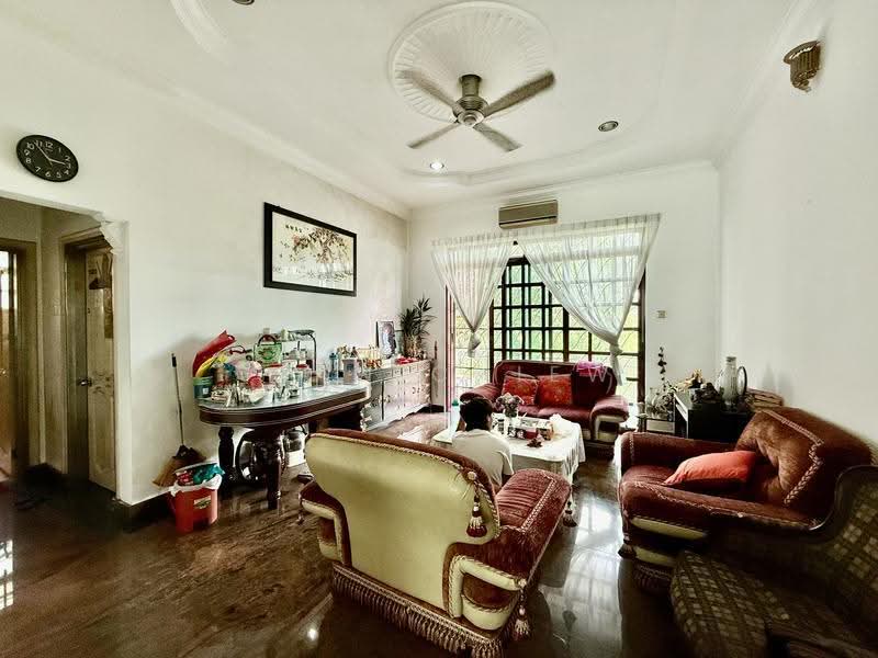 Bungalow House for Sale in Kota Damansara (Selangor) - Jean Chiew - Living Room - PropertyGuru.com.my