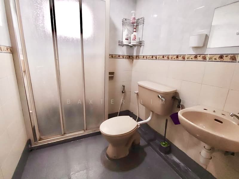 Condominium for Sale at Forest Green - Baxter Lim - Bathroom - PropertyGuru.com.my