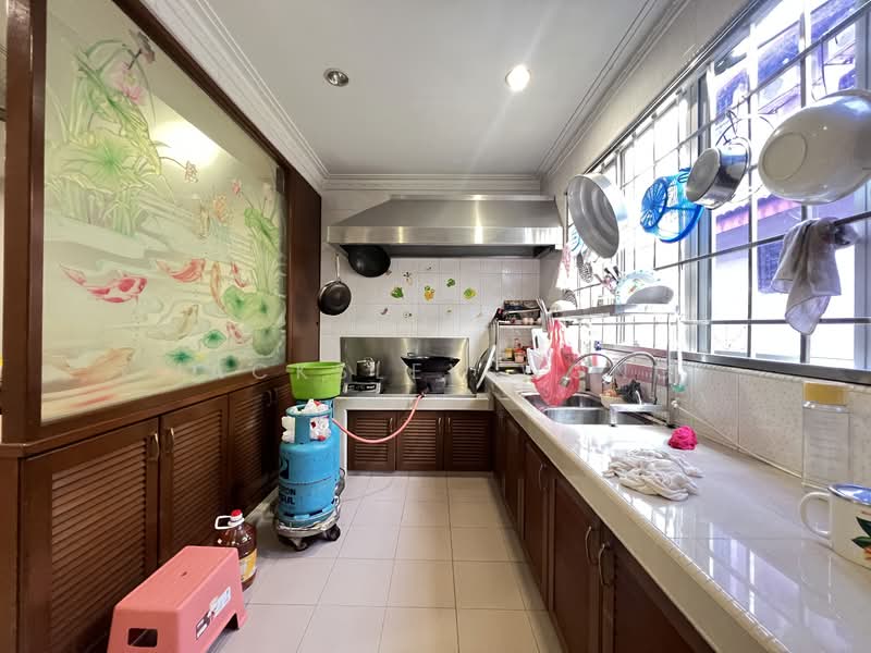 Taman Desa Aman untuk Untuk Dijual - RM 1,180,000, Mac 2026 - Kitchen - PropertyGuru.com.my