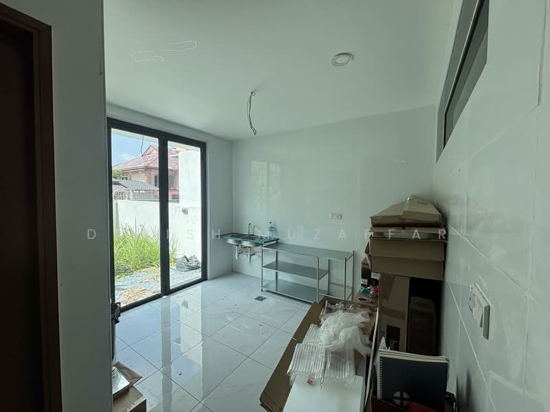 3.5-storey Terraced House for Sale in Taman Tun Dr Ismail (Kuala Lumpur) - Danish Muzaffar - Kitchen - PropertyGuru.com.my