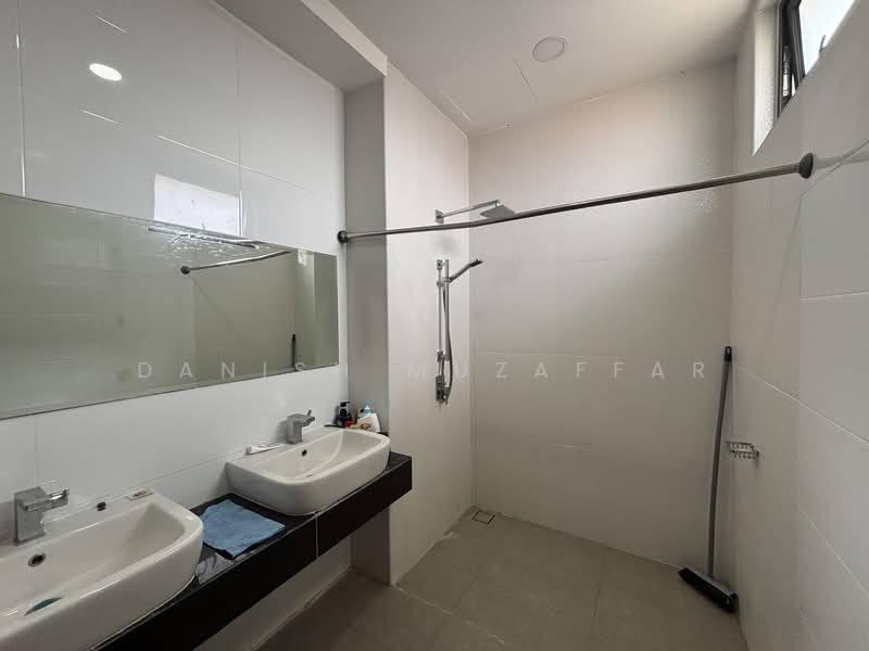 3.5-storey Terraced House for Sale in Taman Tun Dr Ismail (Kuala Lumpur) - Danish Muzaffar - Bathroom - PropertyGuru.com.my