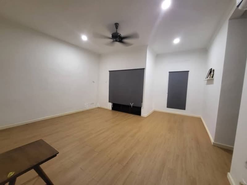2-storey Terraced House for Sale in Subang Jaya (Selangor) - Sam Yee - Living Room - PropertyGuru.com.my