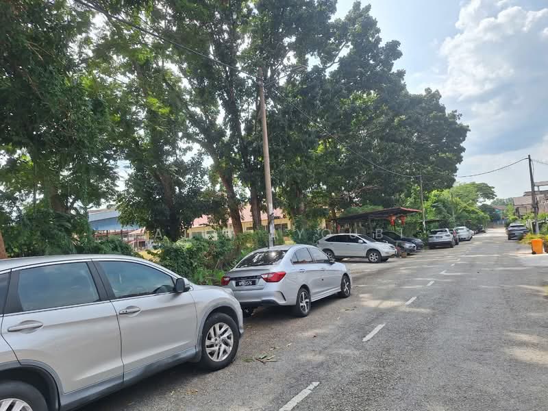Bukit Rahman Putra untuk Untuk Dijual - RM 700,000, Mac 2026 - Exterior - PropertyGuru.com.my
