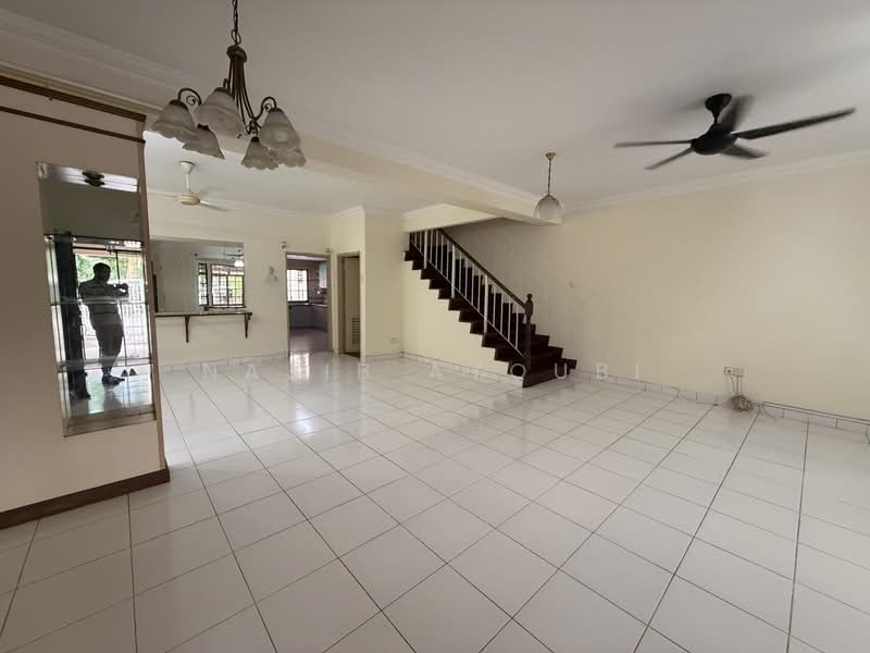 Terraced House for Sale in Bukit Rahman Putra (Sungai Buloh) - Najib Ayoubi - Living Room - PropertyGuru.com.my