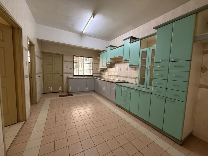 Terraced House for Sale in Bukit Rahman Putra (Sungai Buloh) - Najib Ayoubi - Kitchen - PropertyGuru.com.my